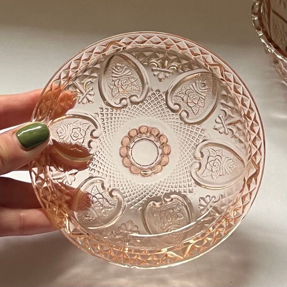 Vintage Pink Glass Heart Motif Embossed Sugar, Candy, Trinket Dish with Lid - Picture 9 of 13